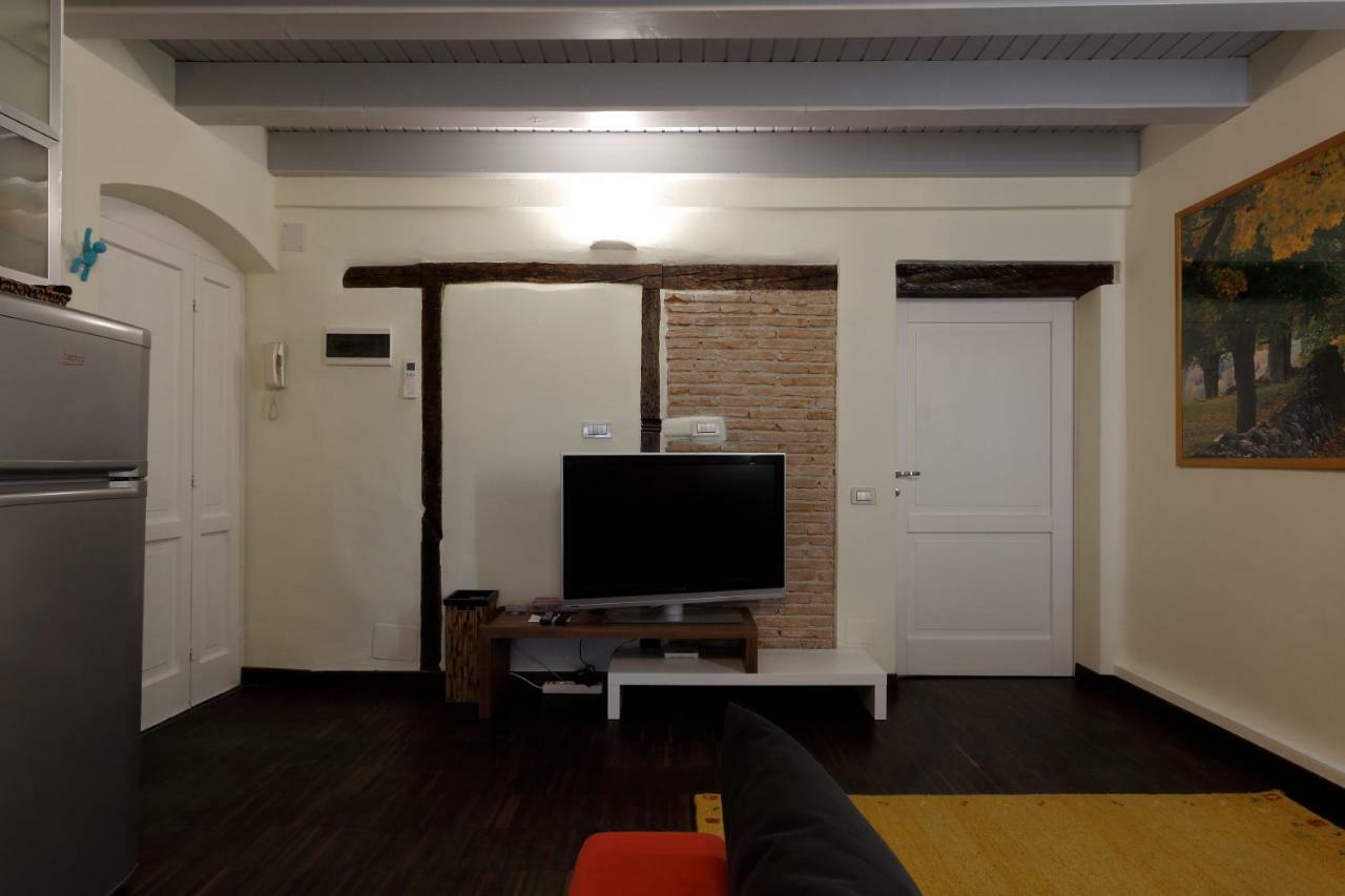 Appartamento HOUSE 41, nuovo in borgo storico Bergamo Esterno foto