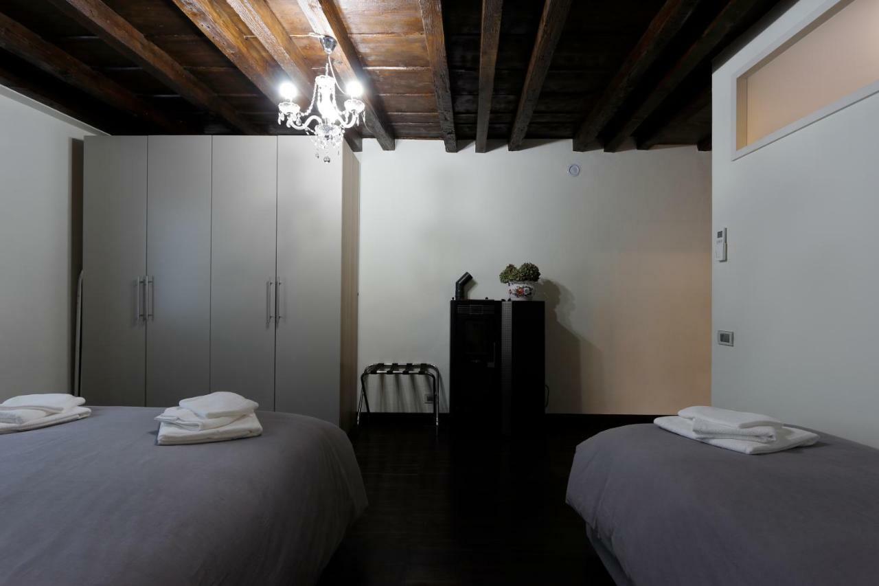 Appartamento HOUSE 41, nuovo in borgo storico Bergamo Esterno foto